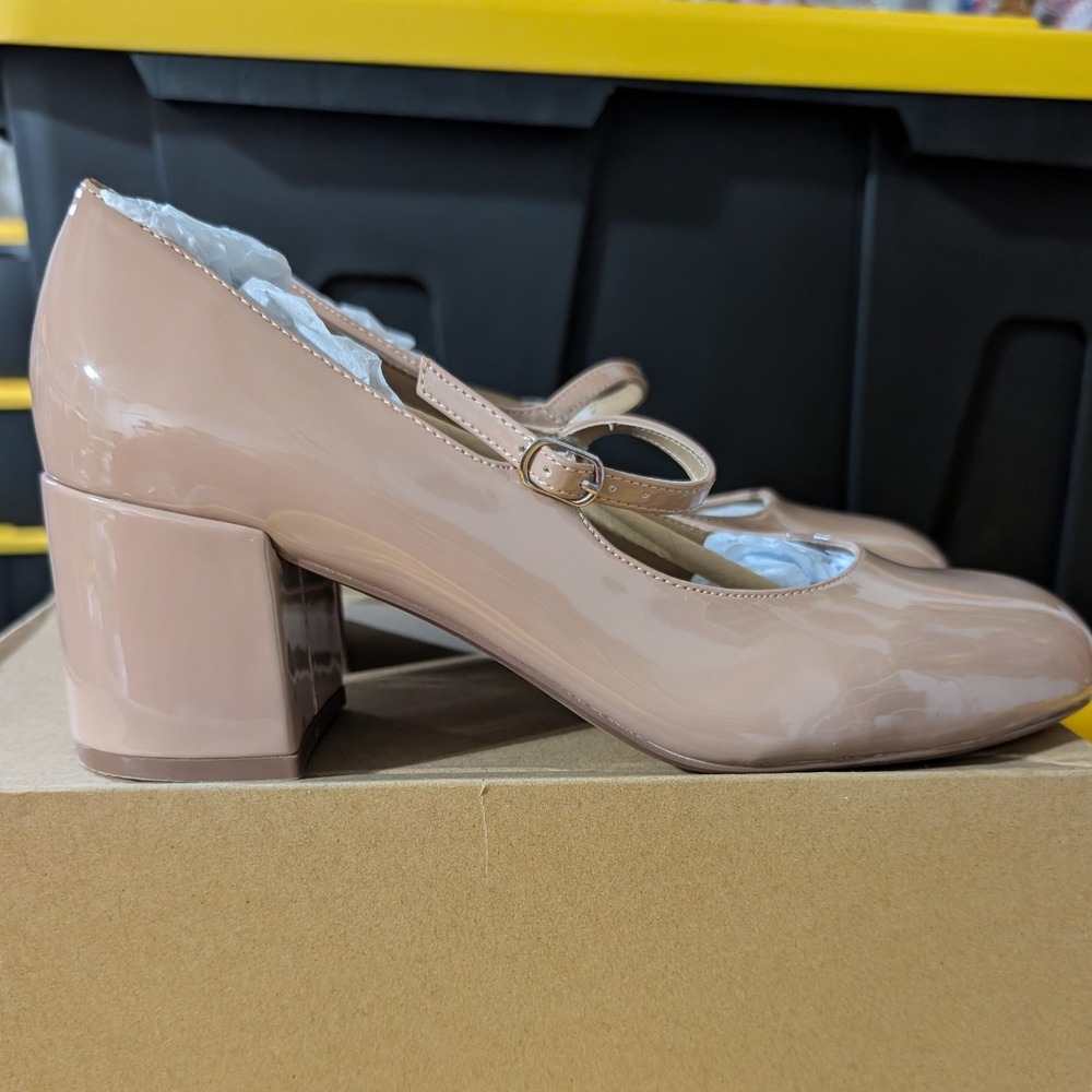 New Journee Collection Okenna Nude Patent Mary Jane Block Heel Pumps Women's 10